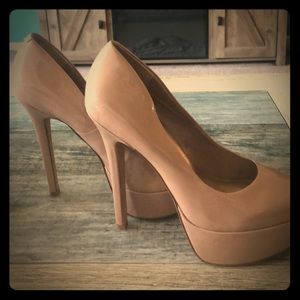 Jessica Simpson Nude Pumps